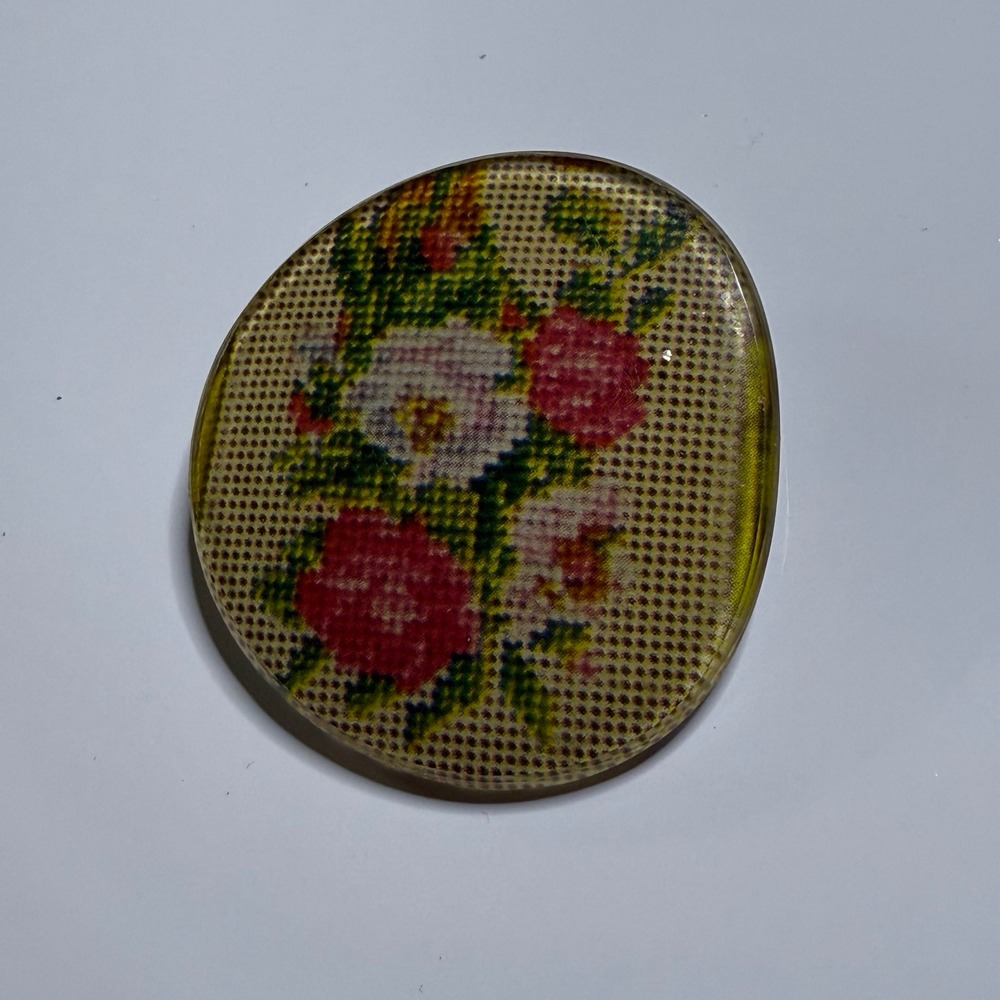 Vintage Floral Needlepoint Brooch Pin Cottagecore‎ granny